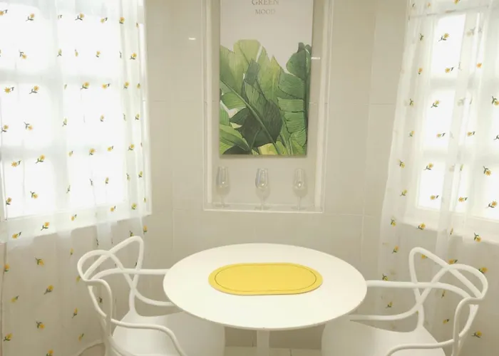 Appartement 7 Minutes From Apgujeong Station, Gangnam Rodeo, Garosu-gil, Luxury Street *